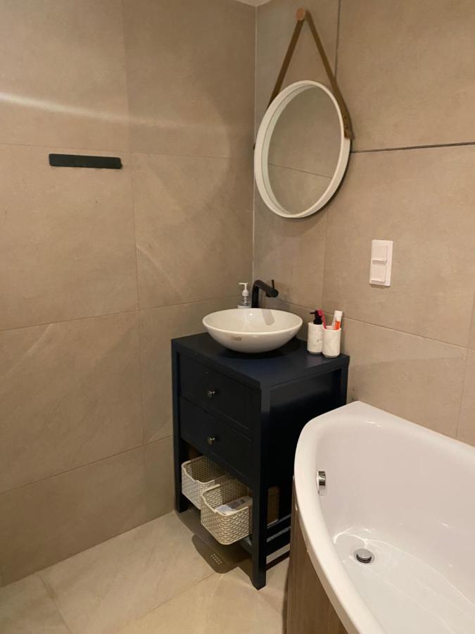 Brick Apartment Жилина Экстерьер фото