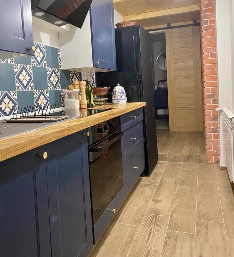 Brick Apartment Жилина Экстерьер фото